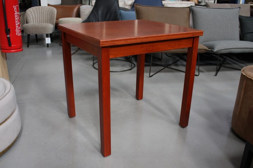 18 eettafel hout kersenkleur 70×80 cm horeca zorg ouderen tweepersoons tafel hal54