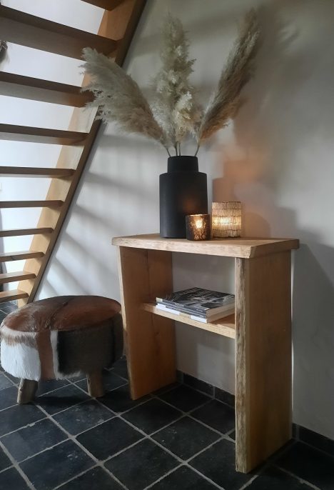 Eikenhouten sidetable  / haltafel 75 cm.
