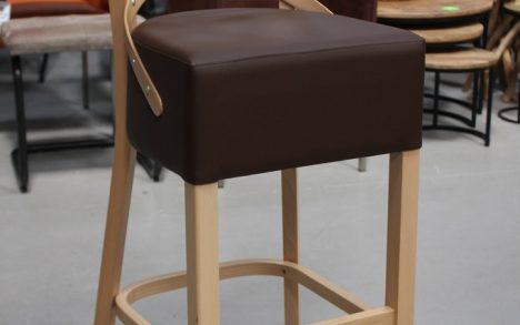 Barkrukken model Cross