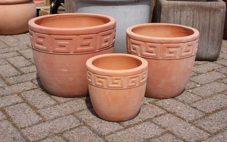 Terracotta Aztec bloempotten