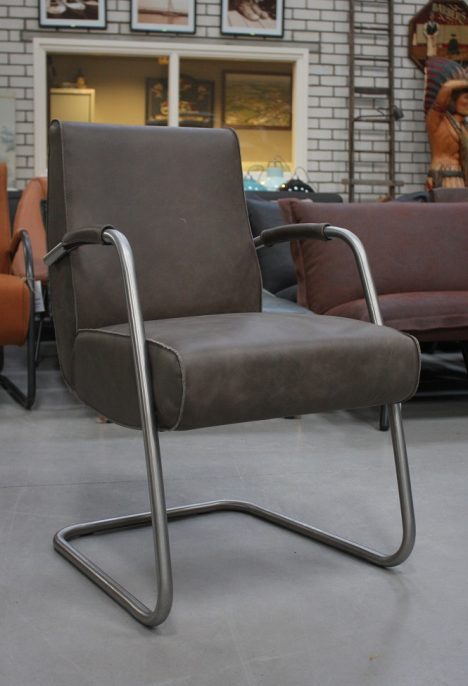 Eetkamerstoel Howard Jess design