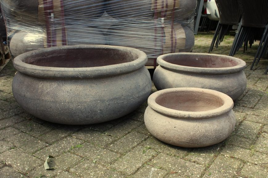 38b set van 3 ronde lage bloempotten bloembakken grijs cement landelijk 75 hal54-