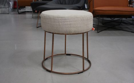 Hocker Cody Jess design (stof Riga)