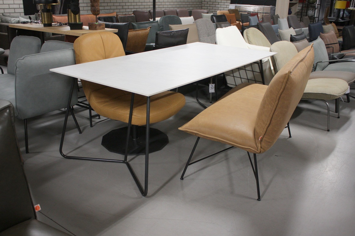 Eettafel / tuintafel Charles Jess Design Keramiek