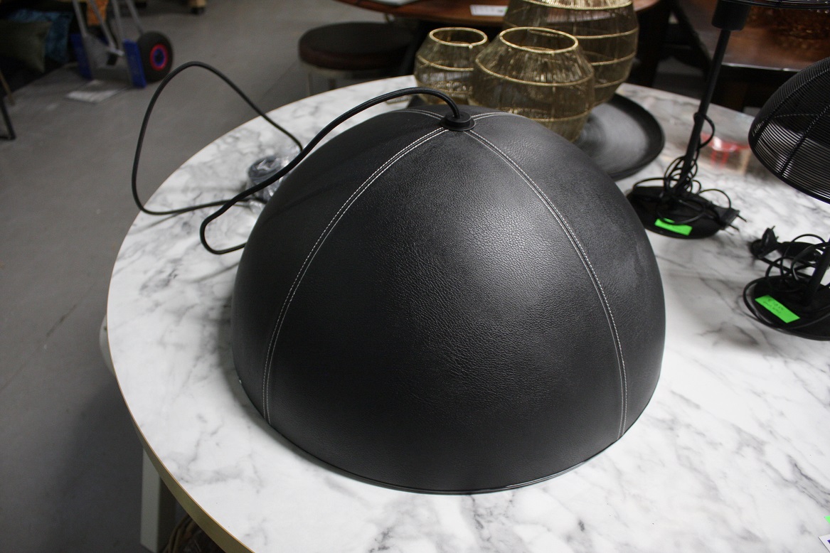 Hanglamp rond zwart kunstleder
