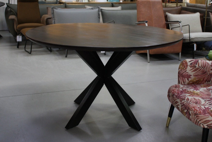 Eettafel rond mangohout donkerbruin Ø130 cm.