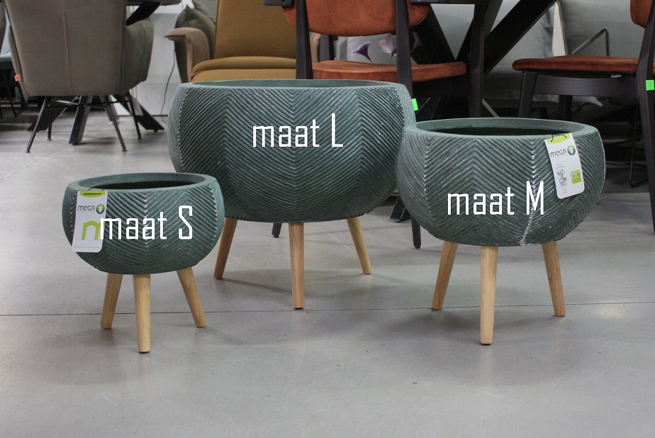 Bloempot op pootjes groen (maat L)