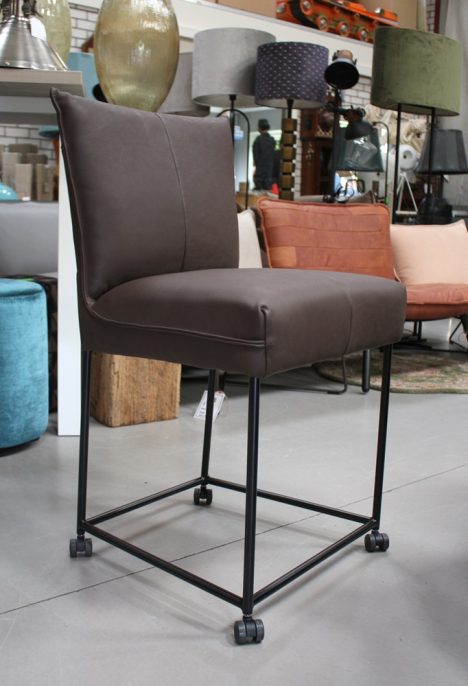 Barstoel Forward Jess Design met wieltjes (Bonanza Dark Brown)