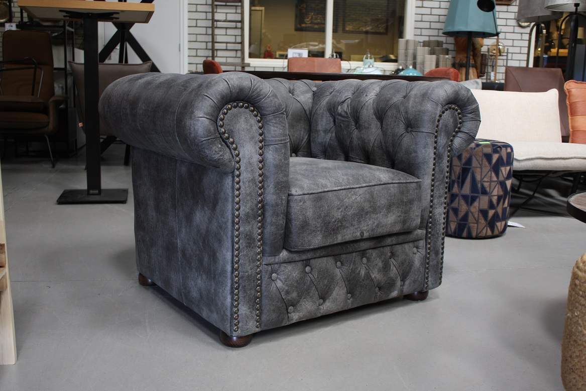 Fauteuil Chesterfield stijl !
