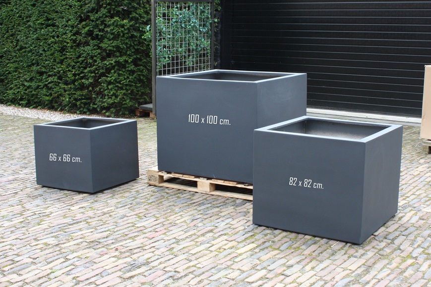 Bloembak vierkant Fiberstone antraciet (100 x 100 cm.)