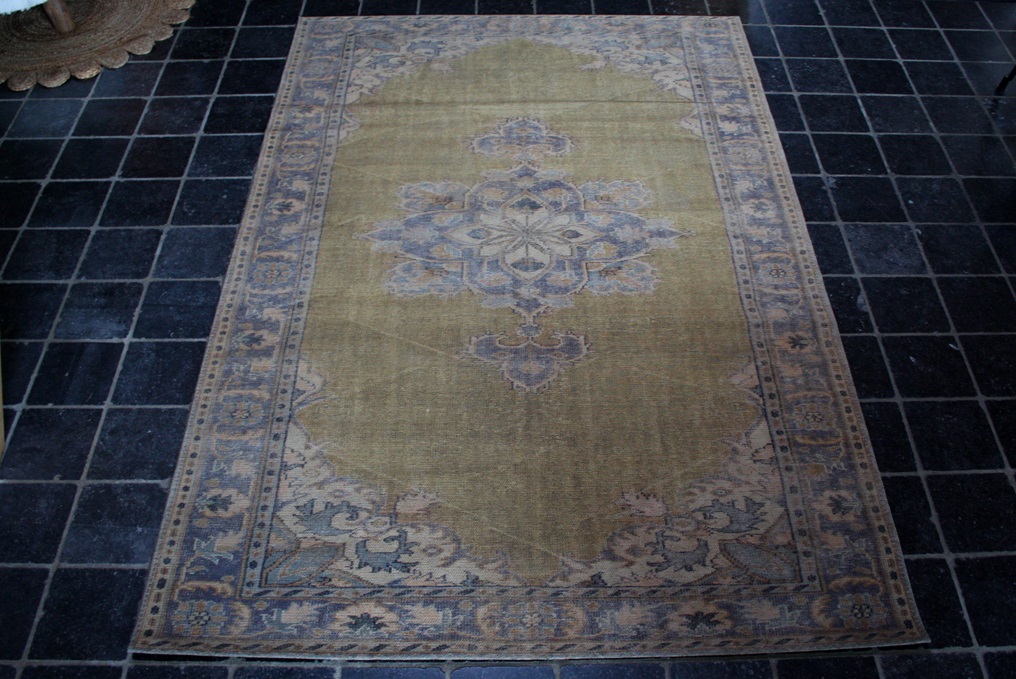 Vloerkleed okergeel 160x230