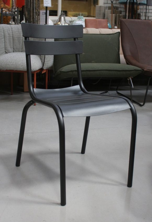 8 terrasstoelen tuinstoelen fermob stijl luxembourg zwart aluminium terras horeca restaurant stapelbaar hal54